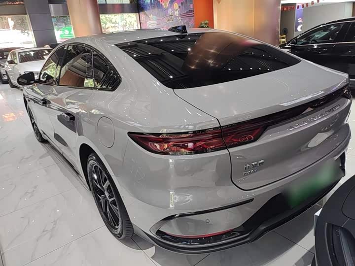 BYD Han 2025 2025款 DM-i 智驾版 245KM尊贵型