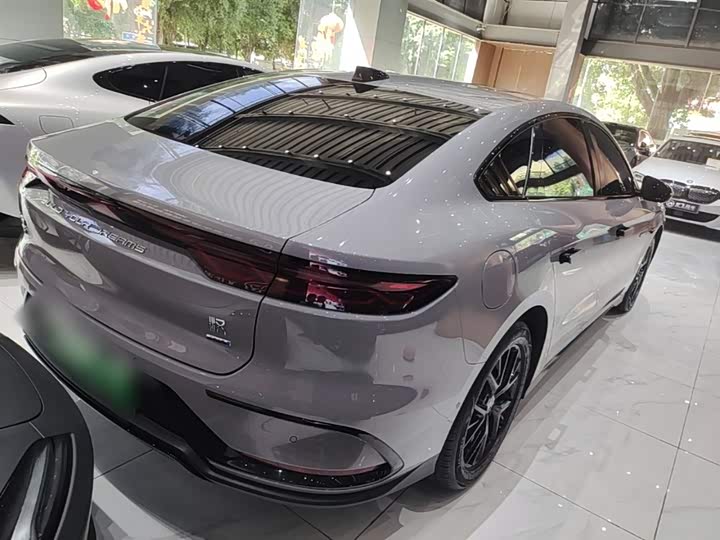 BYD Han 2025 2025款 DM-i 智驾版 245KM尊贵型