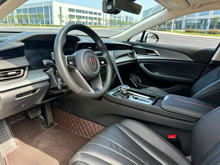 Фото 7 - Hongqi H5