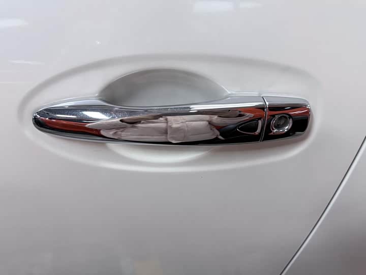 2020 Nissan Terra