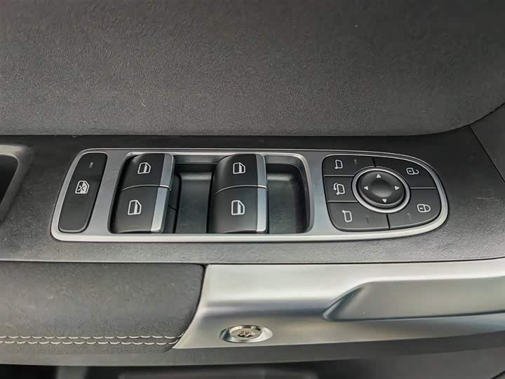 Chery Jaecoo J7 (Explore 06) 2023 2023款 都市版 1.6T 两驱豪华