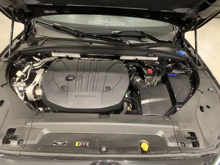 Фото 12 - Volvo S90