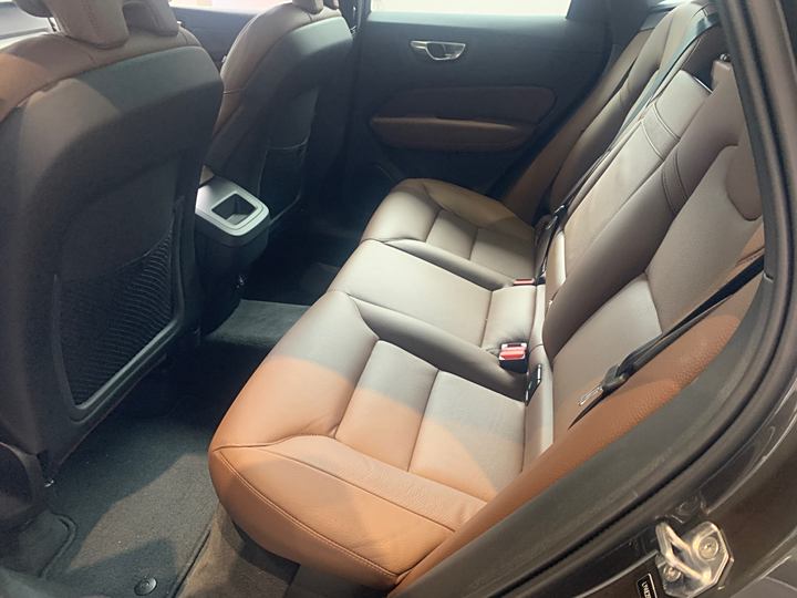 Фото 16 - Volvo S90