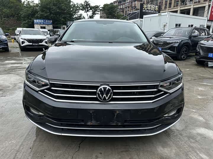 Фото 2 - Volkswagen Magotan
