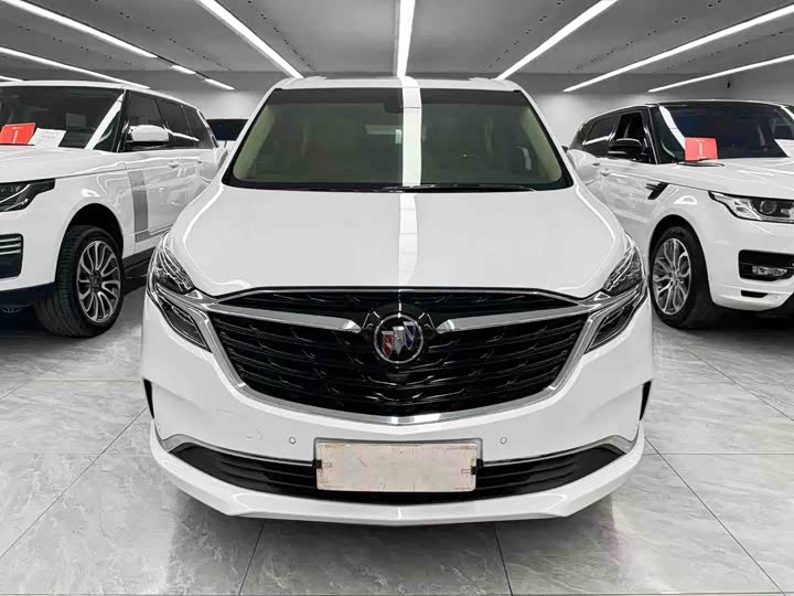 Фото 2 - Buick GL8 ES