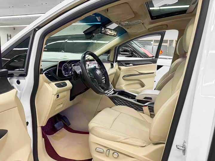 Фото 7 - Buick GL8 ES