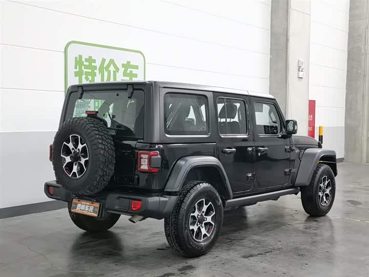Jeep Wrangler 2021 2021款 2.0T 罗宾汉四门版