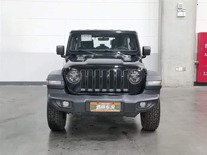 Jeep Wrangler 2021 2021款 2.0T 罗宾汉四门版