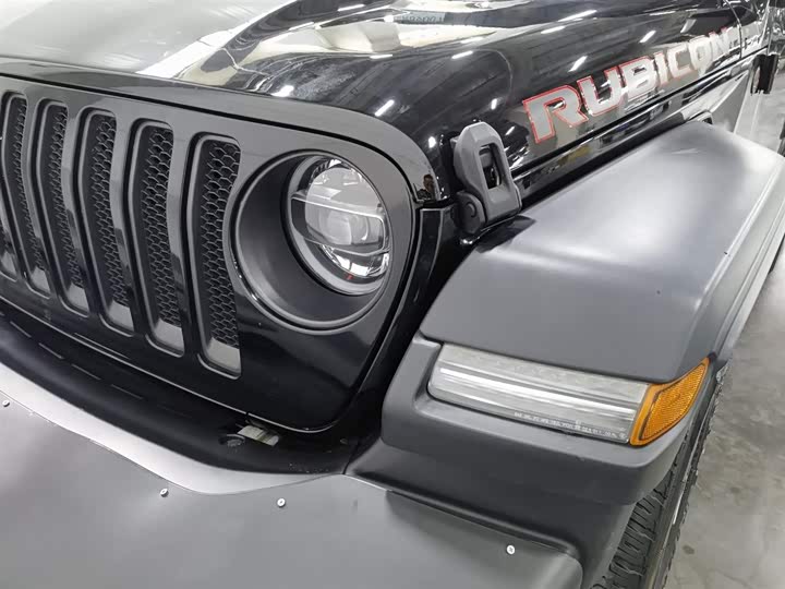 Jeep Wrangler 2021 2021款 2.0T 罗宾汉四门版