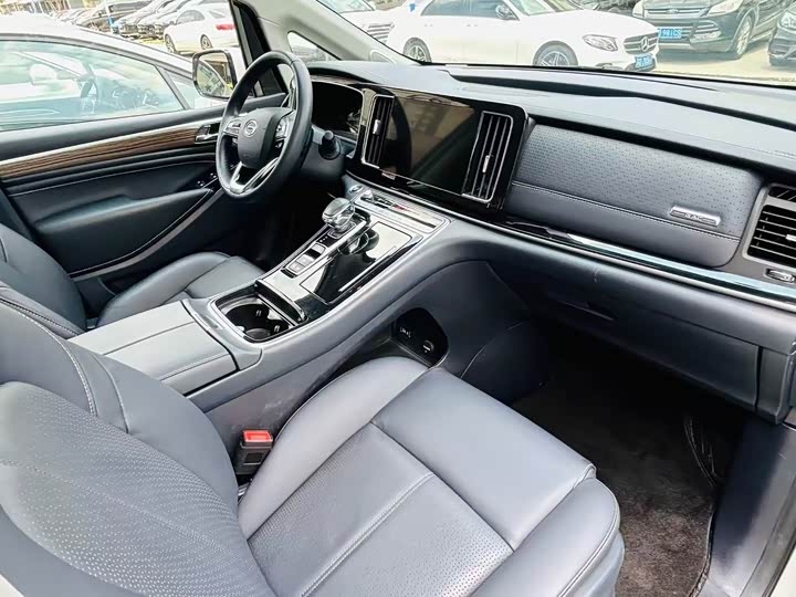 Zdjęcie 8 - GAC Trumpchi M8
