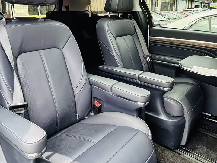 Zdjęcie 9 - GAC Trumpchi M8