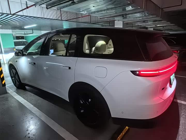 LiXiang i8 2025 2025款 标准版