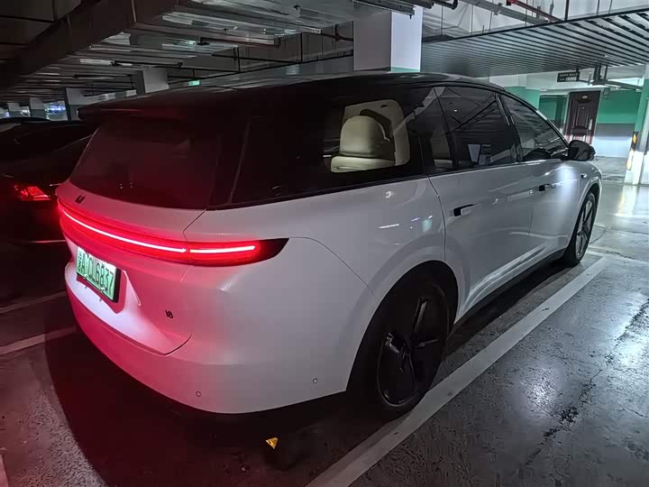 LiXiang i8 2025 2025款 标准版