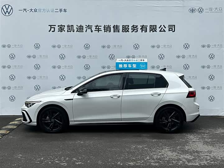 Фото 3 - Volkswagen Golf