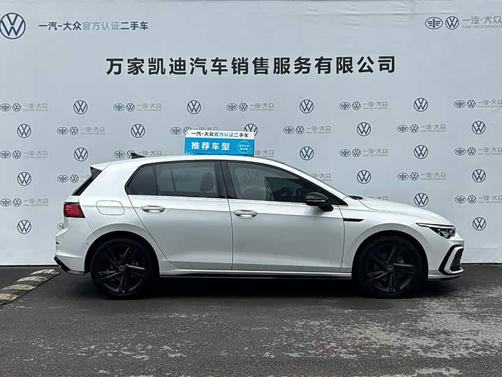Фото 4 - Volkswagen Golf