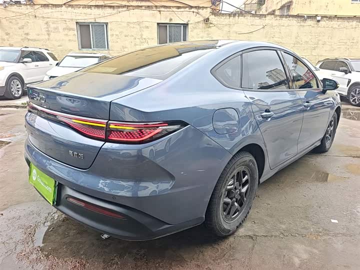 BYD Seal 05 DM-i Hybrid 2025 2025款 DM-i 智驾版 55KM豪华型