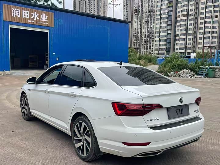 Фото 6 - Volkswagen Sagitar L
