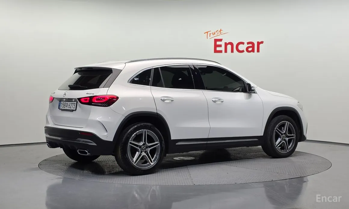 Фото 2 - Mercedes-Benz GLA-Class