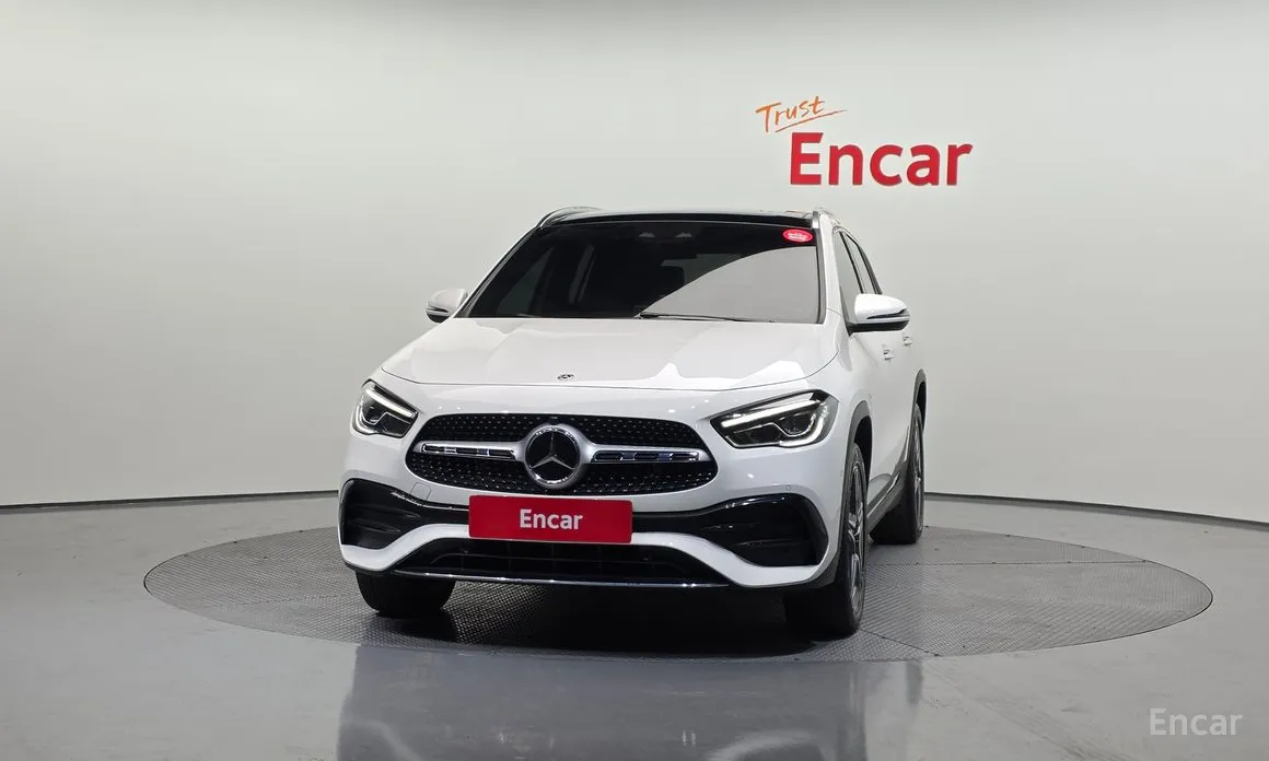 Фото 3 - Mercedes-Benz GLA-Class