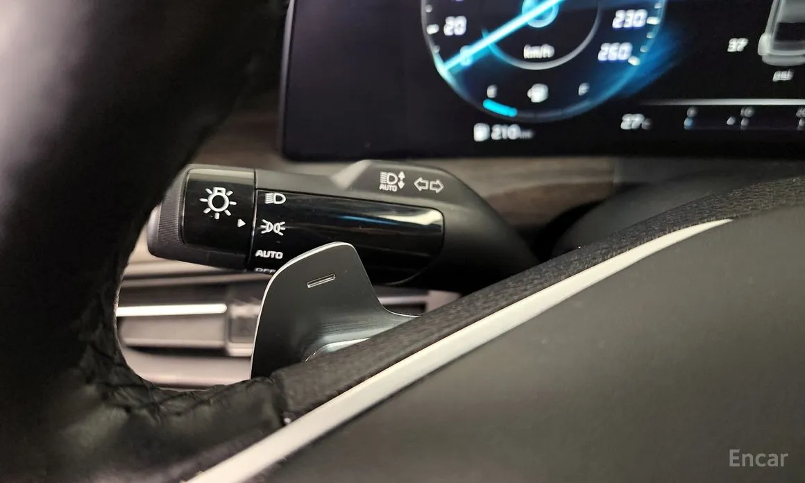 Фото 28 - Kia K8