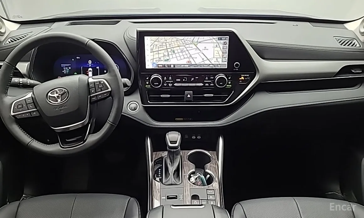 Фото 9 - Toyota Highlander