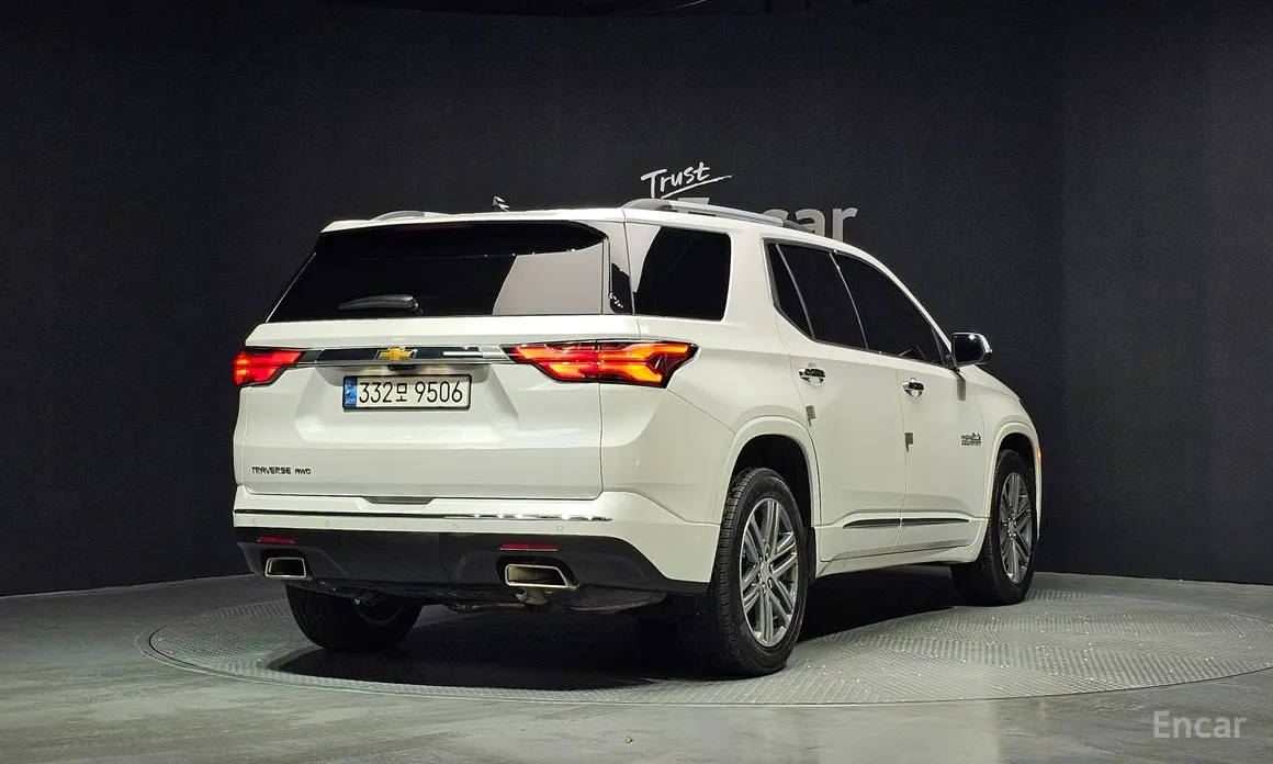 Фото 2 - Chevrolet Traverse
