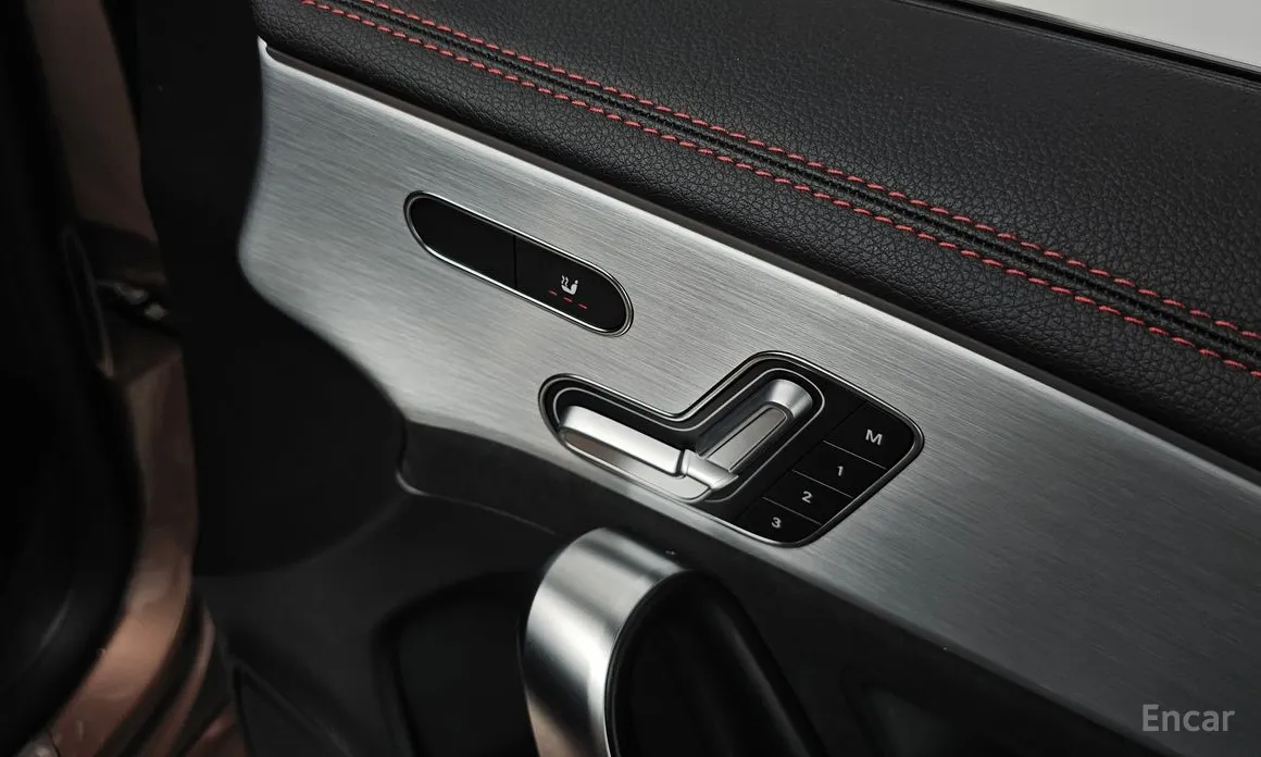 Фото 31 - Mercedes-Benz CLA-Class