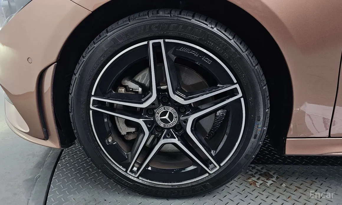 Фото 5 - Mercedes-Benz CLA-Class