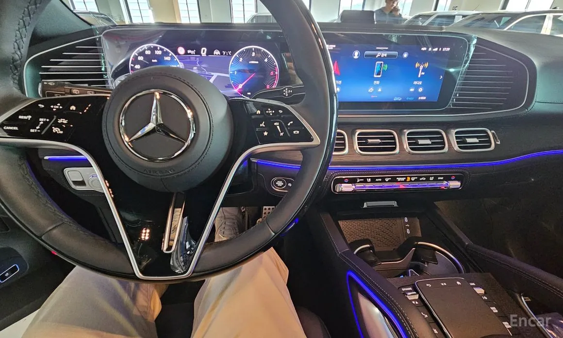 Photo 10 - Mercedes-Benz GLS-Class