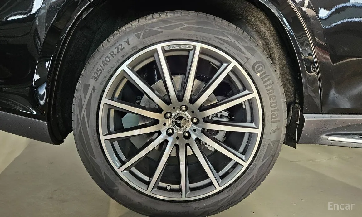 Photo 12 - Mercedes-Benz GLS-Class
