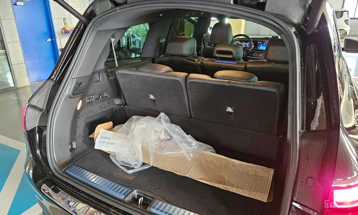 Photo 18 - Mercedes-Benz GLS-Class