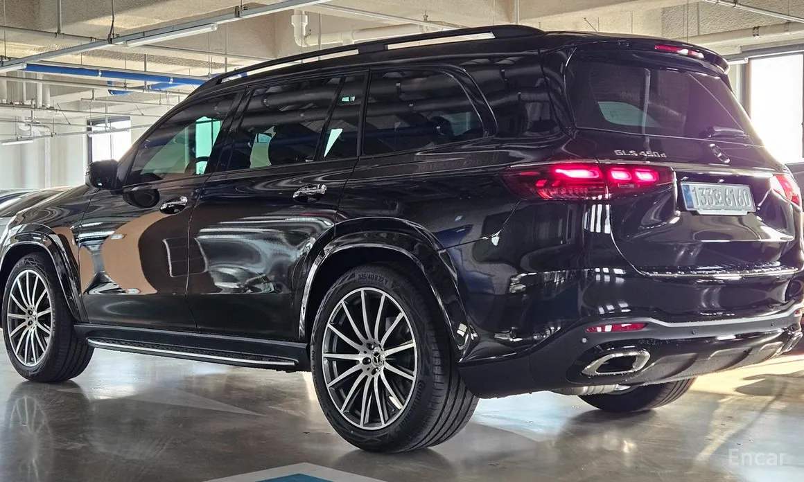 Photo 4 - Mercedes-Benz GLS-Class