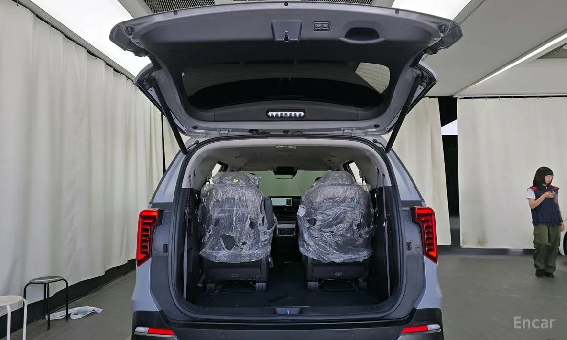 Фото 20 - Kia Carnival
