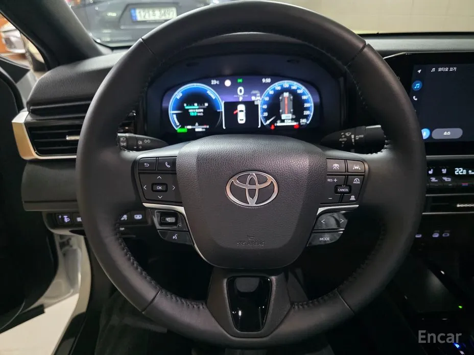 Toyota Camry 2024 2.5 XLE Hybrid