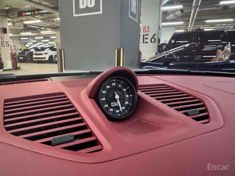 Porsche 911 2019 Carrera Cabriolet