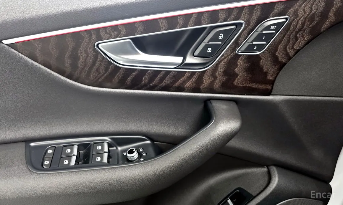 Фото 27 - Audi Q7