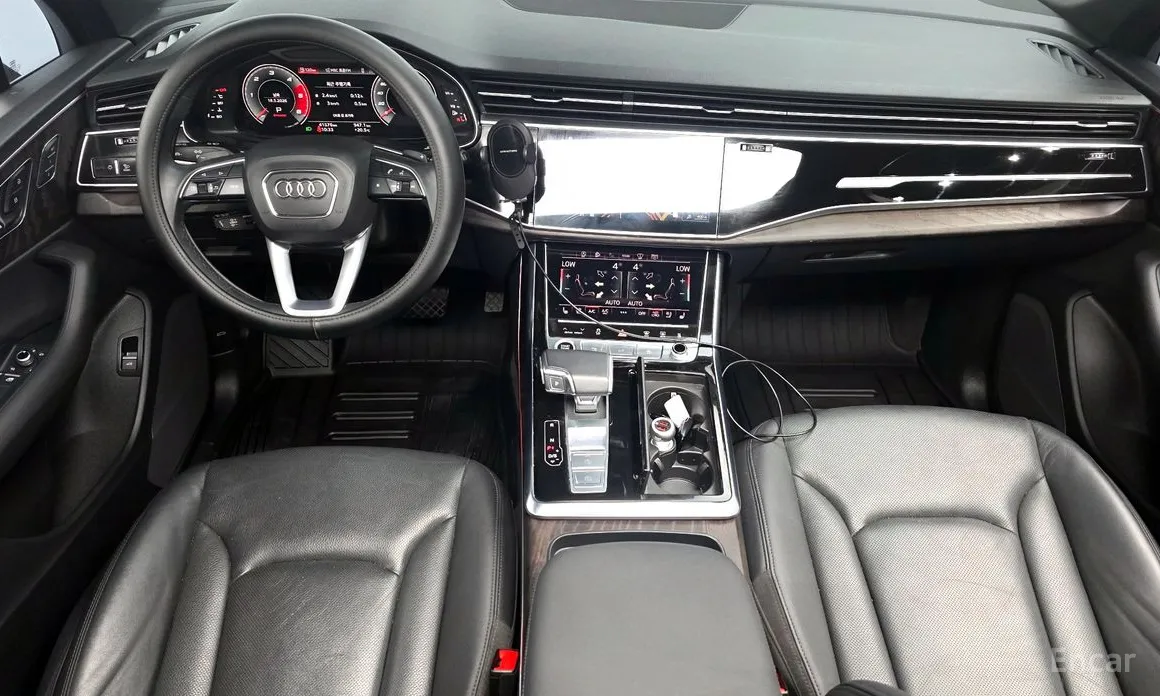 Фото 7 - Audi Q7