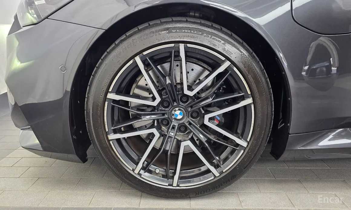 BMW M5 2024 M5 Sedan