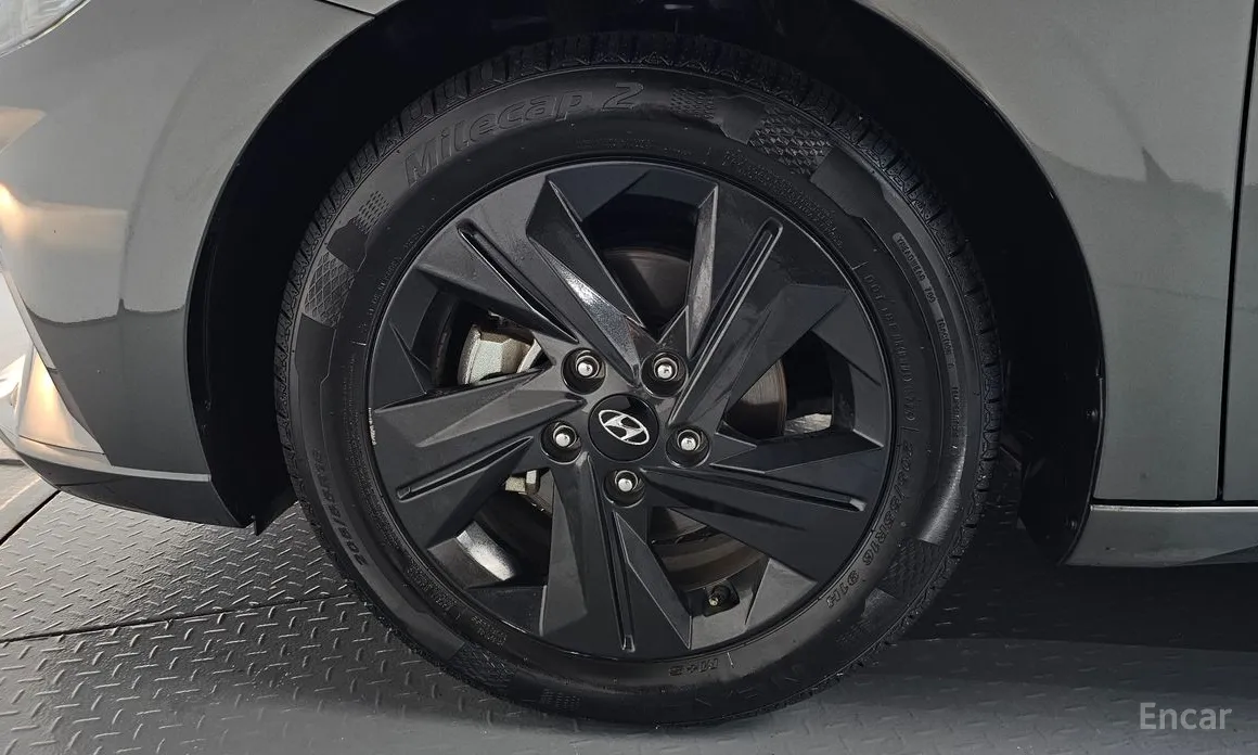 Фото 5 - Hyundai Avante