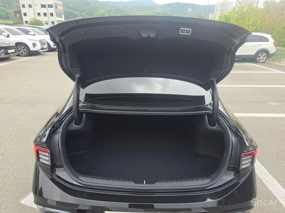 Фото 10 - Hyundai Sonata