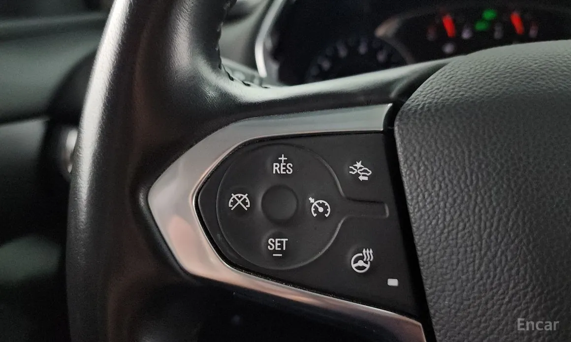 Photo 15 - Chevrolet Traverse
