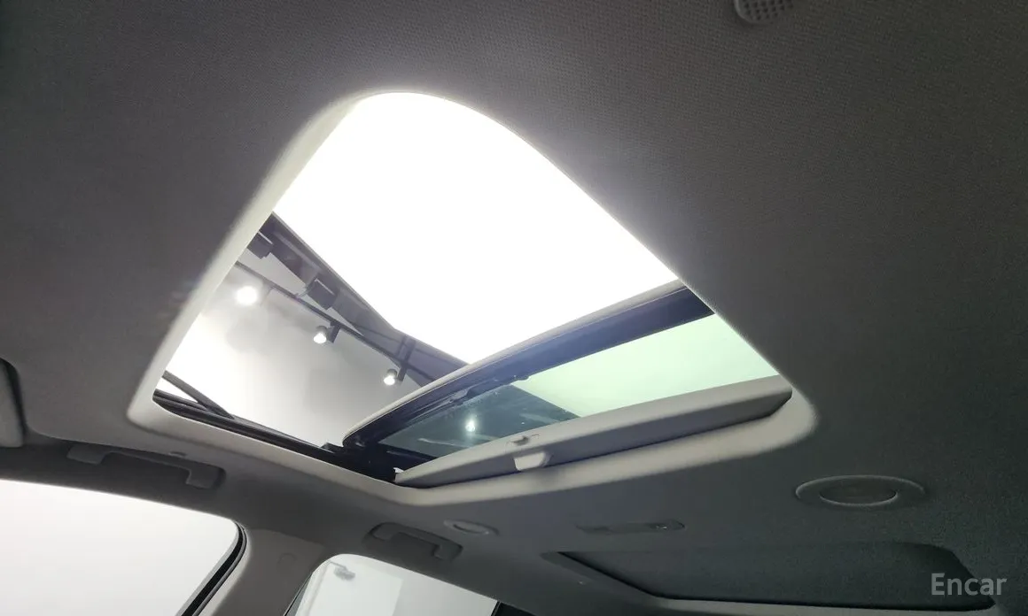 Photo 16 - Chevrolet Traverse