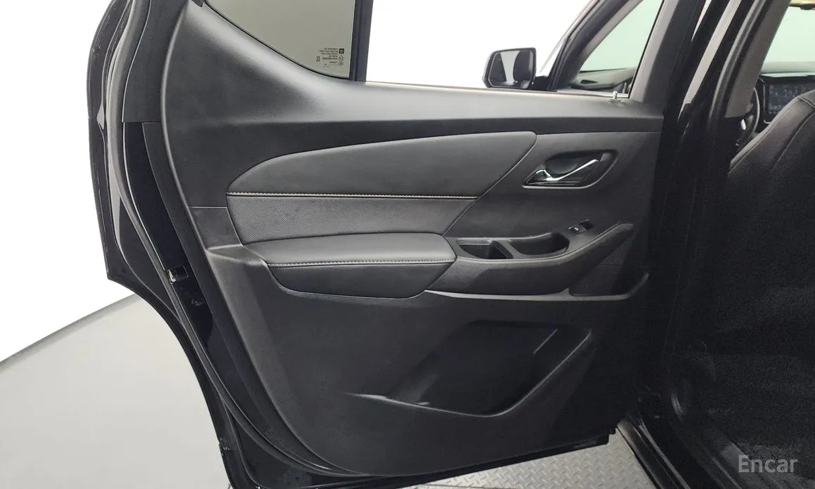 Photo 25 - Chevrolet Traverse