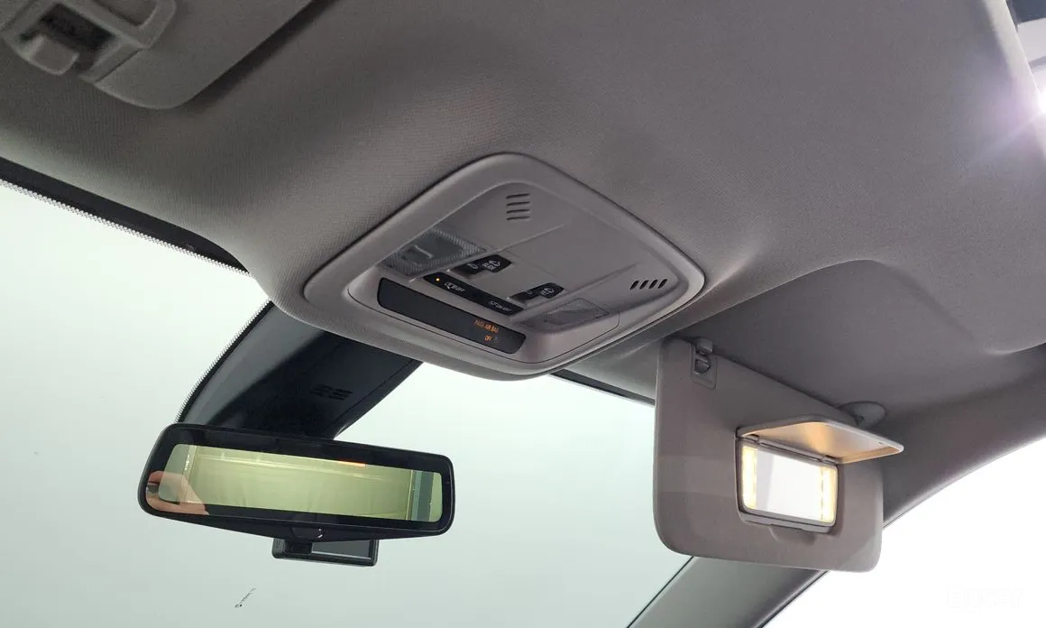 Photo 27 - Chevrolet Traverse
