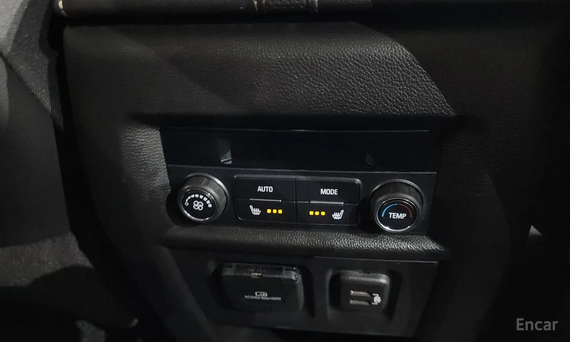 Photo 32 - Chevrolet Traverse