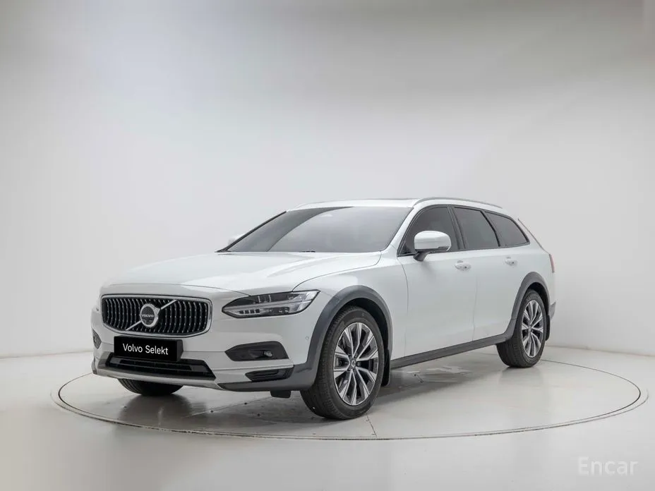 2017 Volvo V90