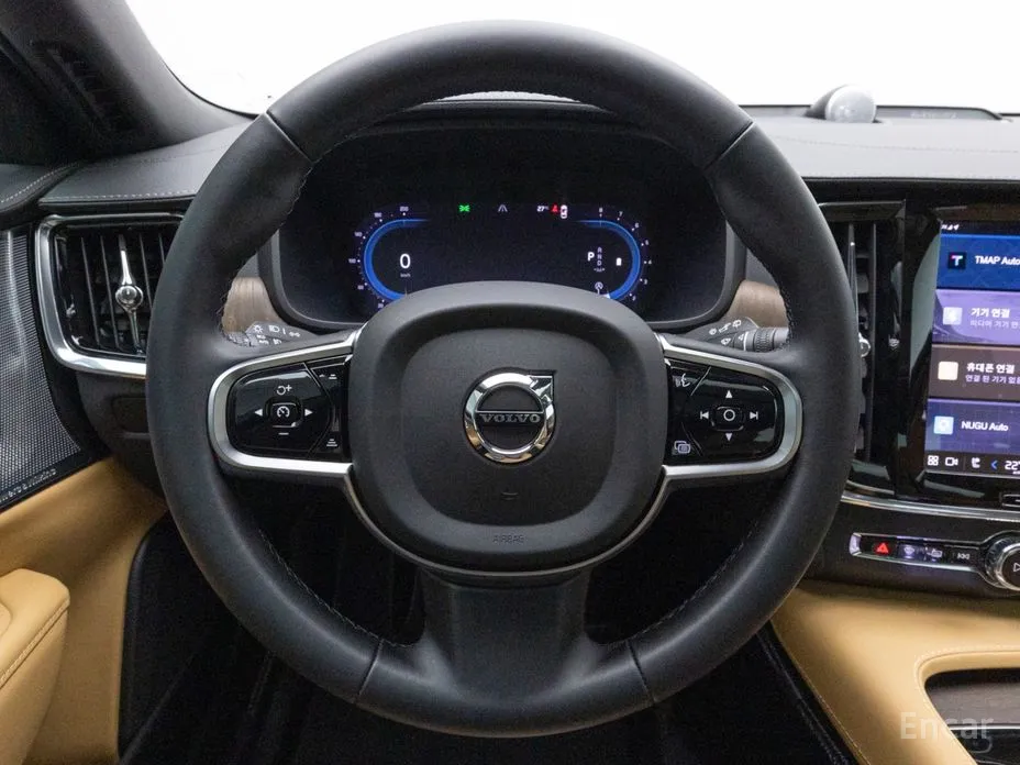 Фото 11 - Volvo V90