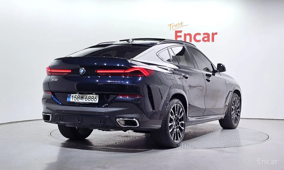 Фото 2 - BMW X6