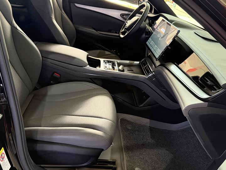 BYD Seal 07 DM-i Hybrid 2025 2025款 DM-i 1.5L 125km 精英型