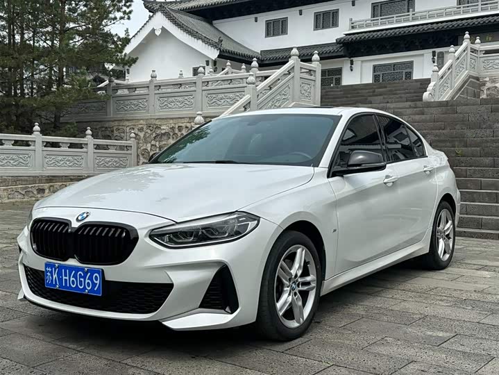 Фото 1 - BMW 1 Series